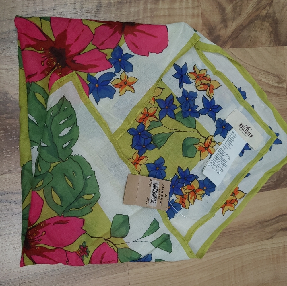Handkerchief - Picture 3 of 3